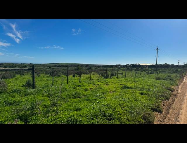 101,999M² VACANT LAND FOR SALE IN TREKOSKRAAL